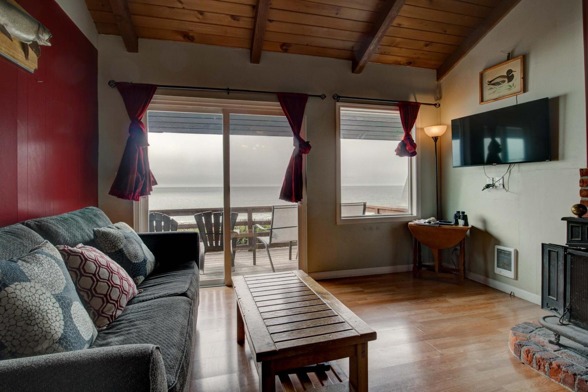 Moolack Shores Inn นิวพอร์ต ภายนอก รูปภาพ